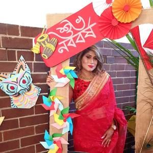 Meet your Posher, Afroz